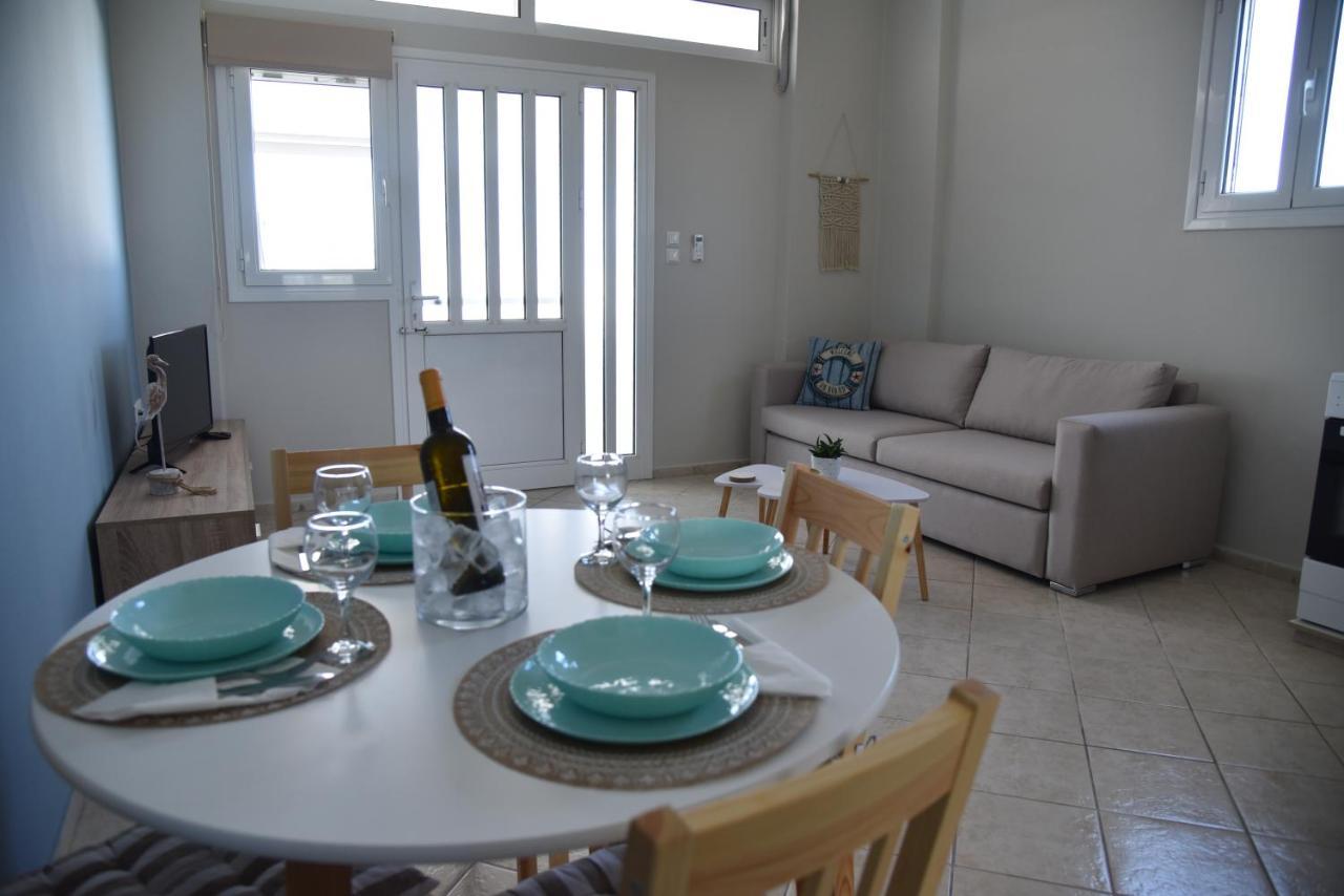 Family Apartments 1 Lechaio Dış mekan fotoğraf